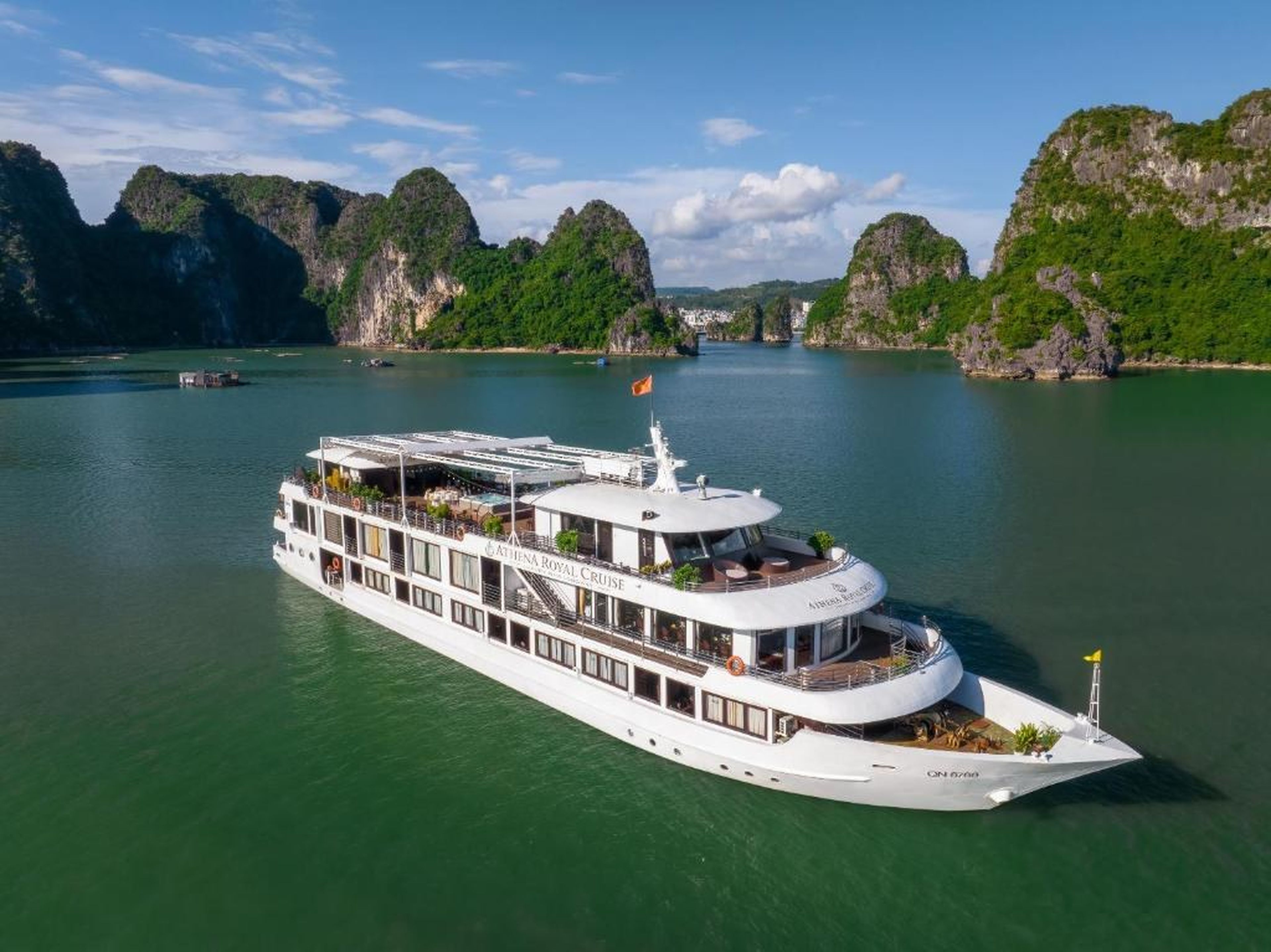 Athena Royal Cruise - Luxury in Halong Bay - Hình 8