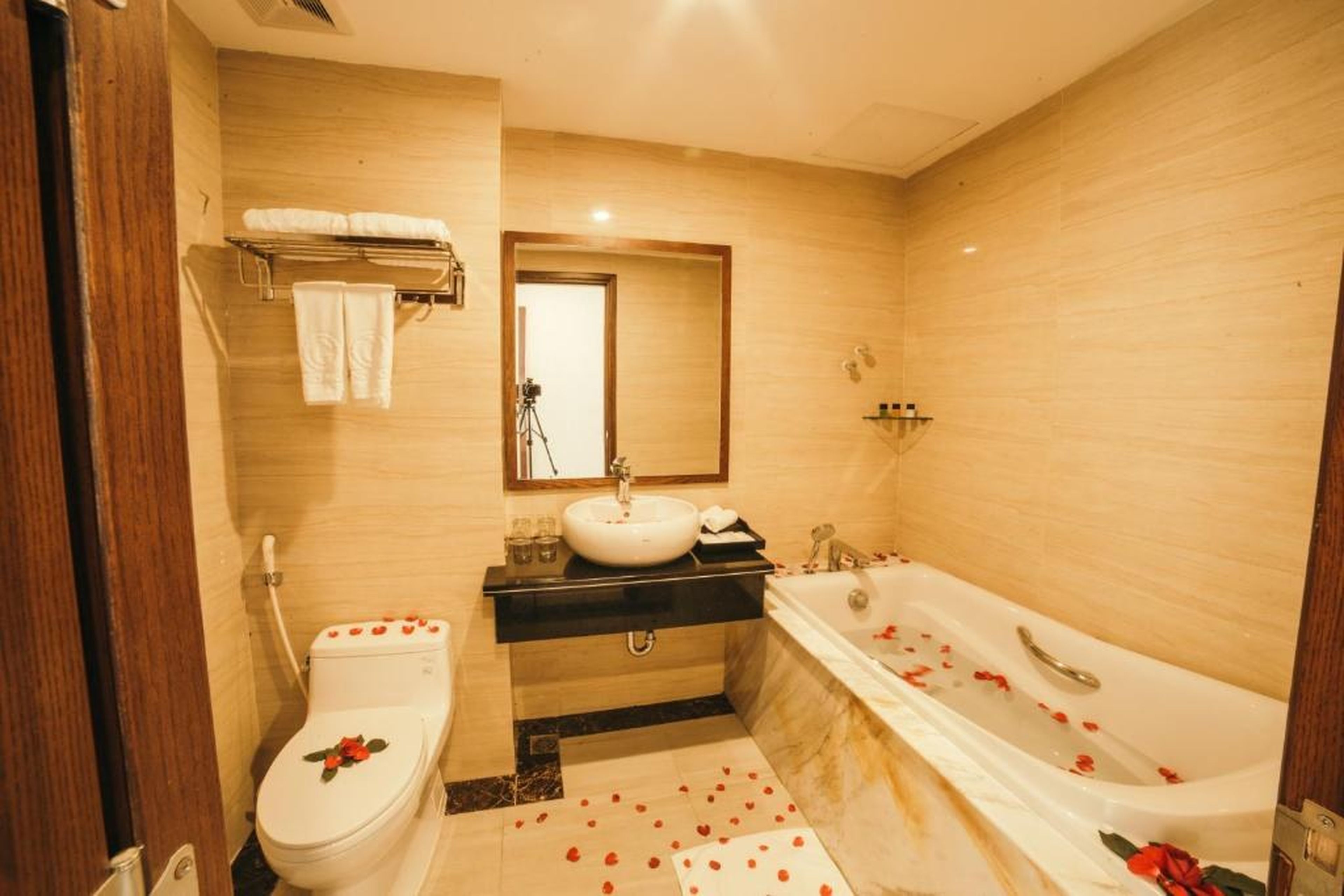 Grand Móng Cái Hotel - Hình 32