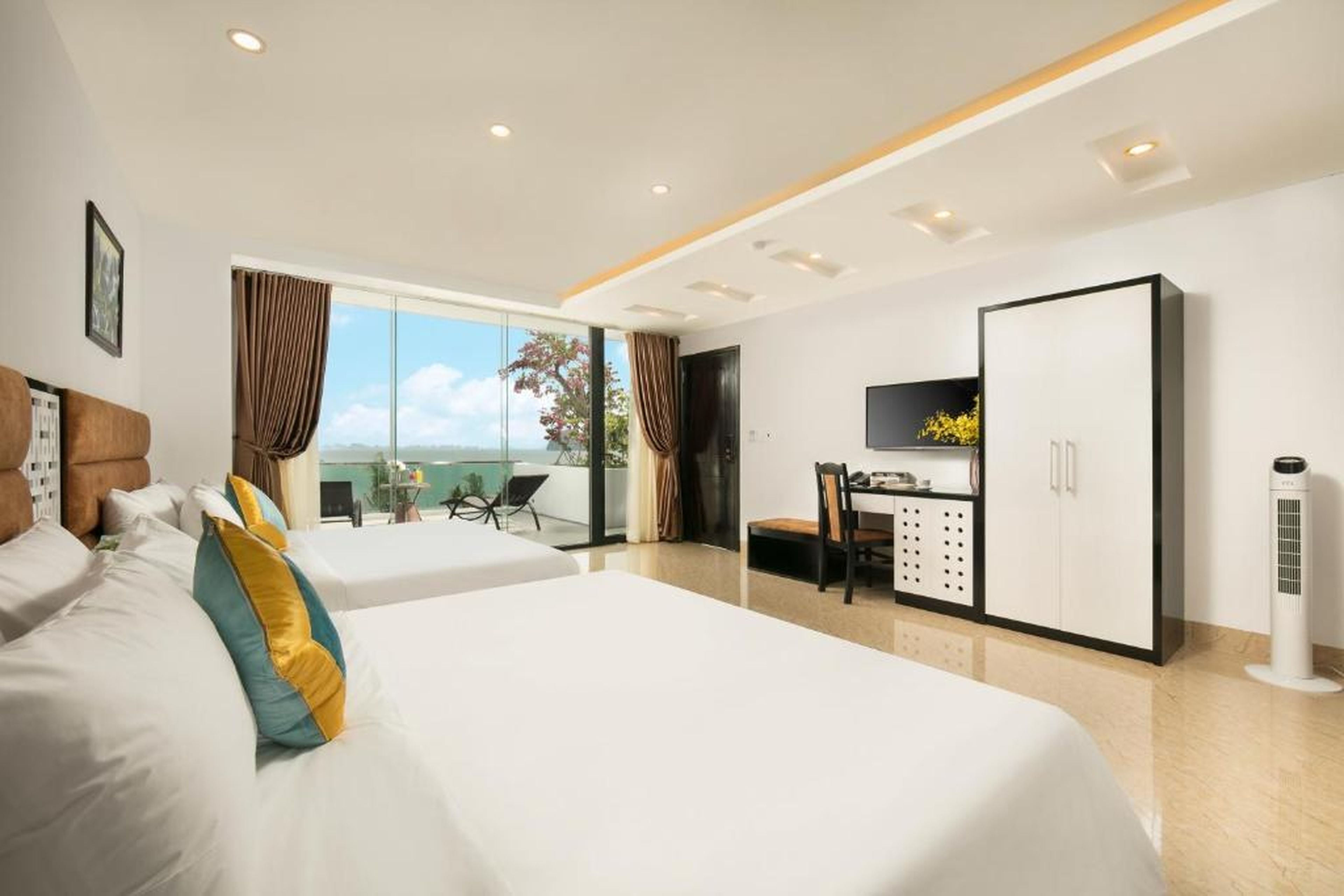 Tuan Chau Kingly Villa - Hình 8