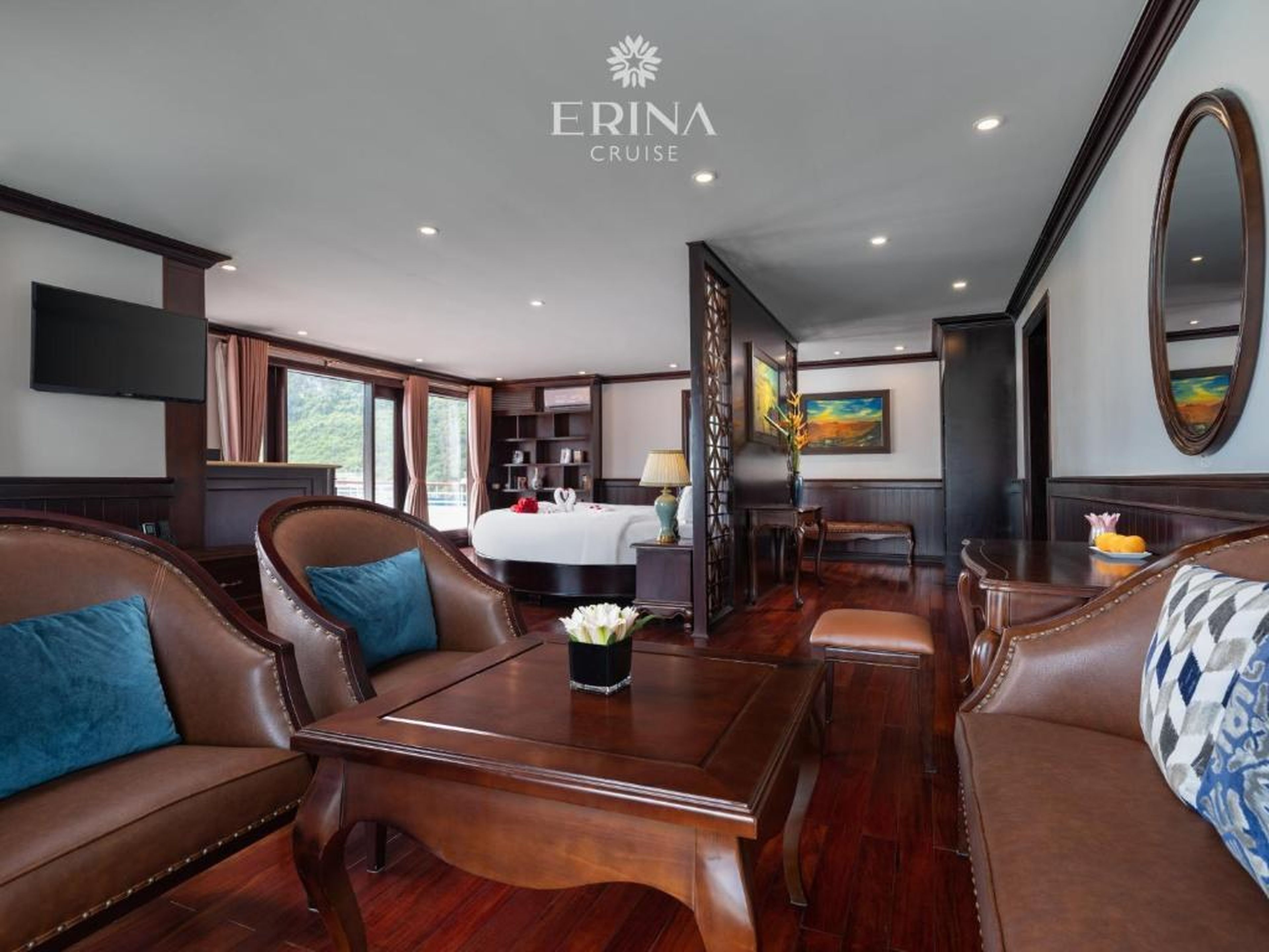 Erina Cruise - Hình 2