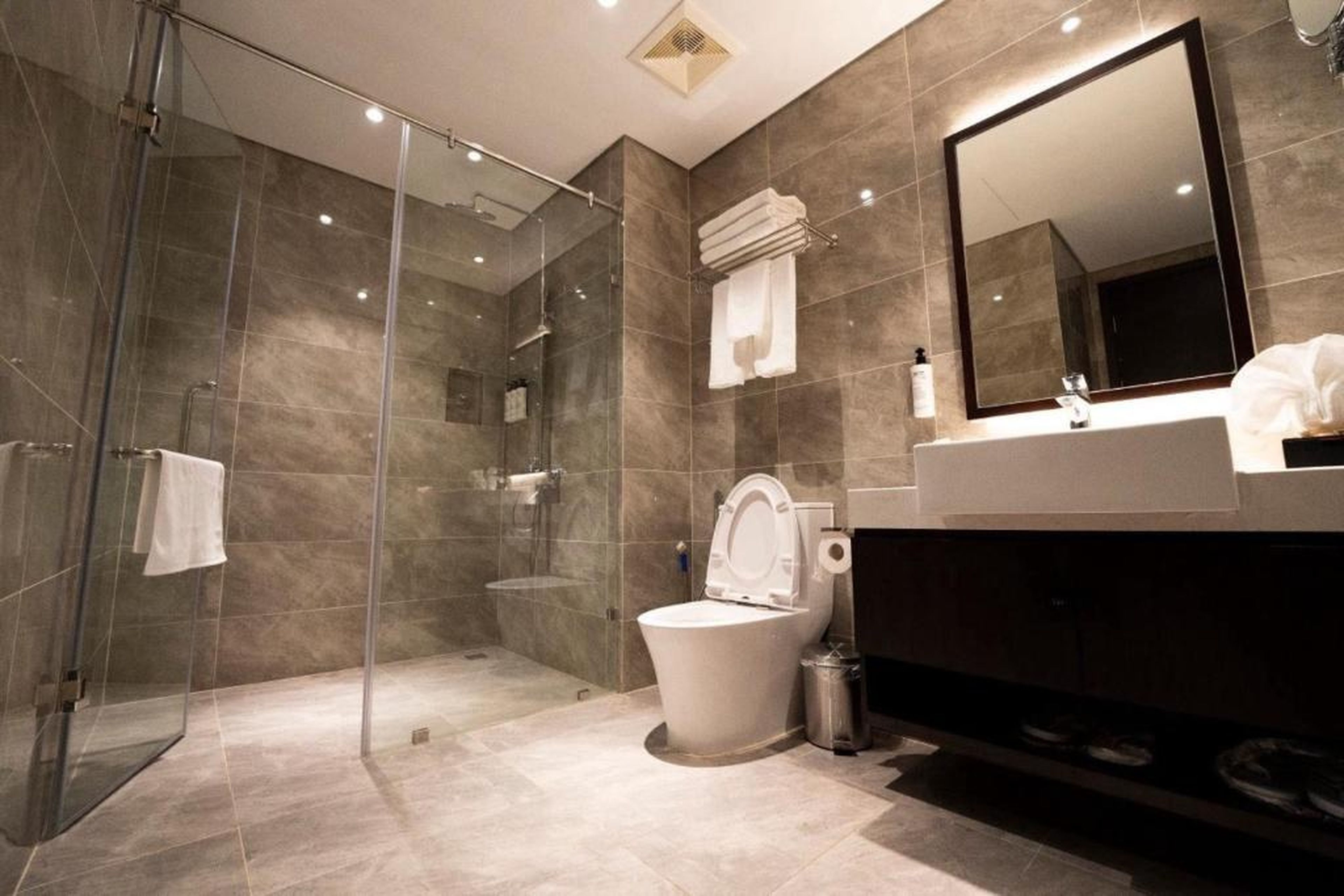 Hi-Home HALONG BAY Apartment SEA VIEW - Hình 14