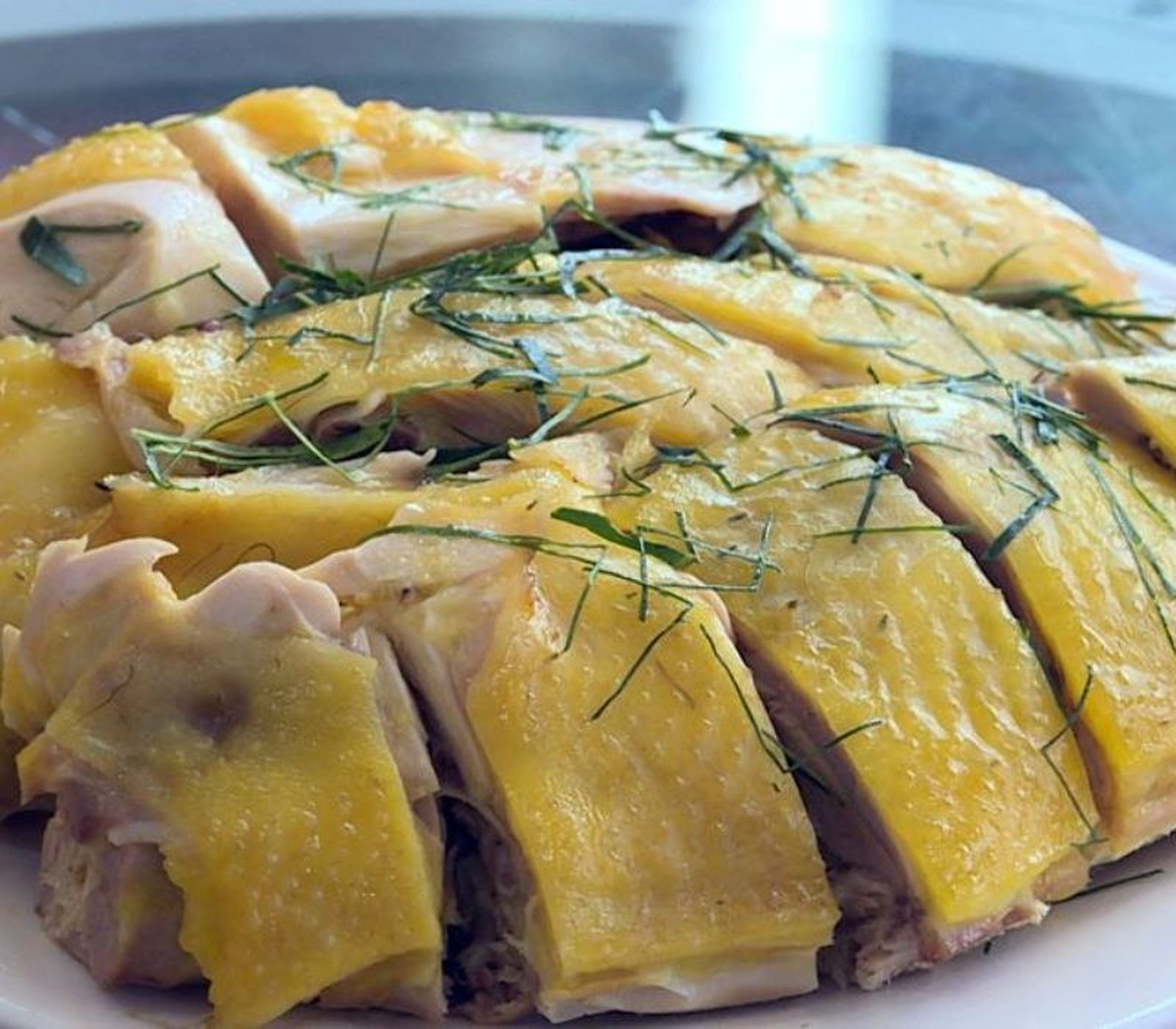 Khám phá gà Tiên Yên, niềm tự hào của người dân vùng đất mỏ - Hình 1