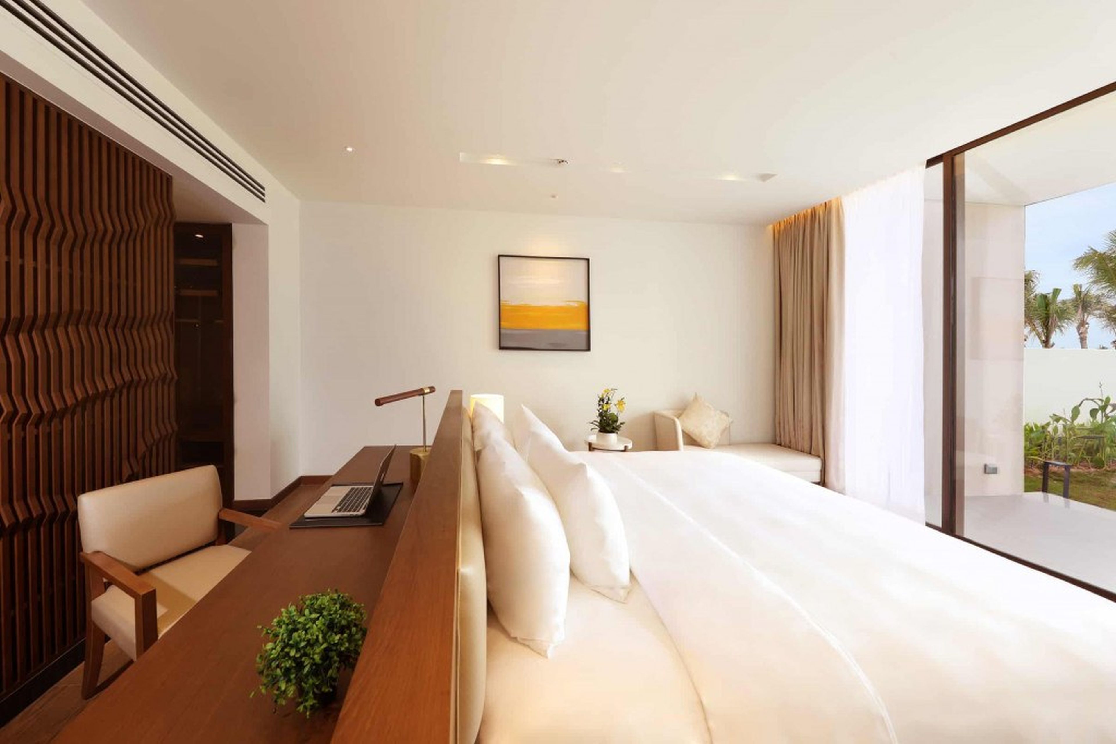 Premier Village Hạ Long Bay Resort – The “Green Oasis” by the Bay - Hình 4