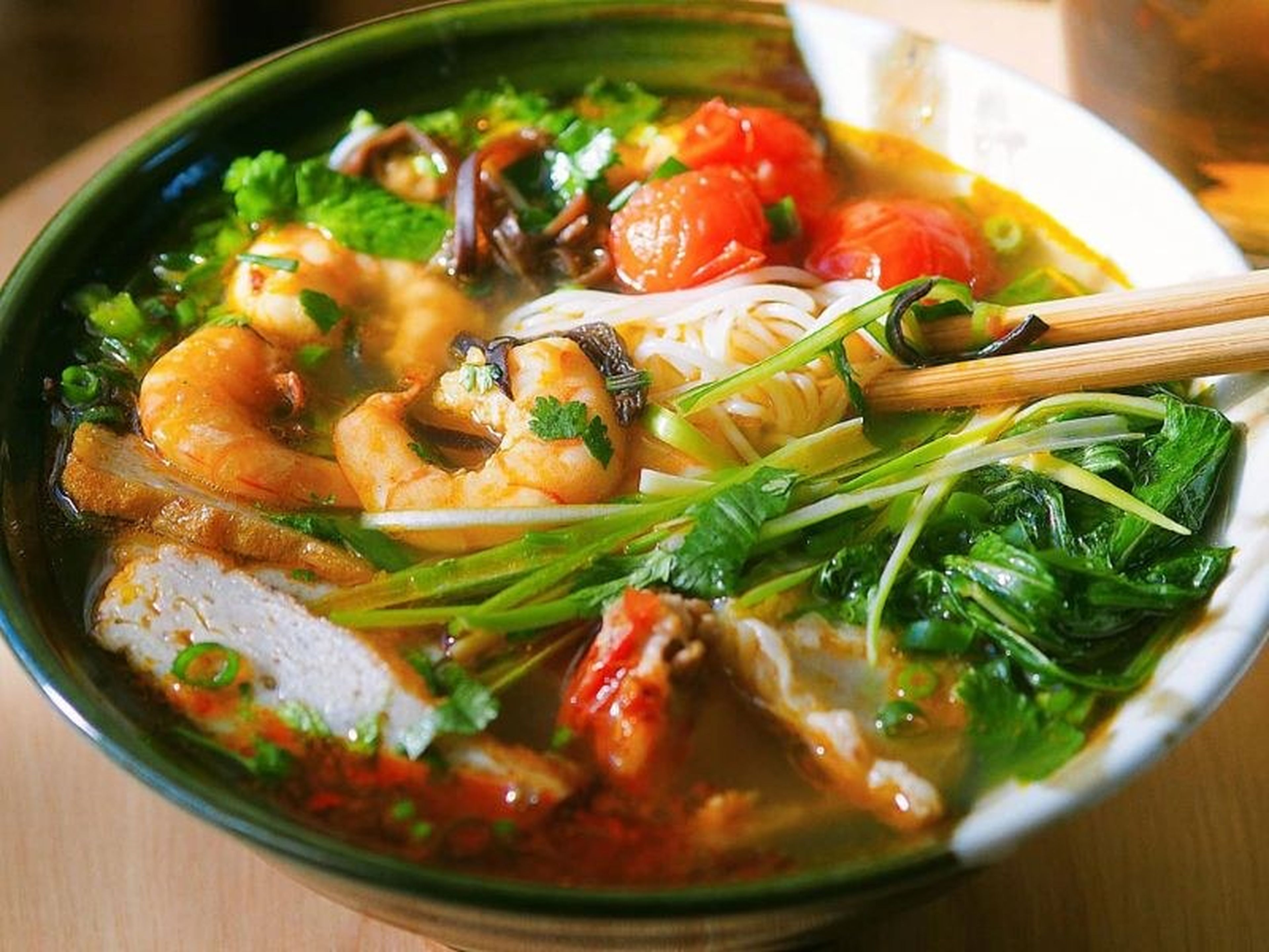 Top 15 danh lam thắng cảnh Uông Bí không thể bỏ lỡ - Hình 13