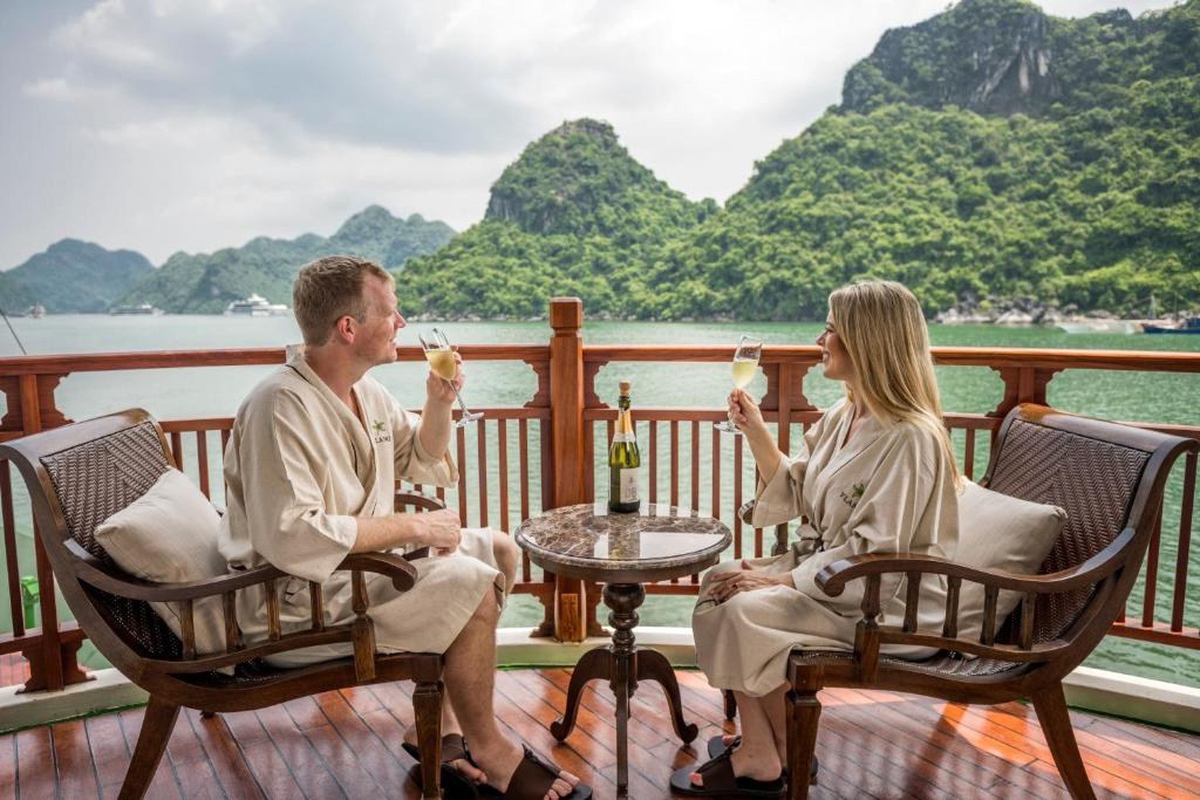 Heritage Line Ylang Cruise - Halong Bay & Lan Ha Bay - Hình 49