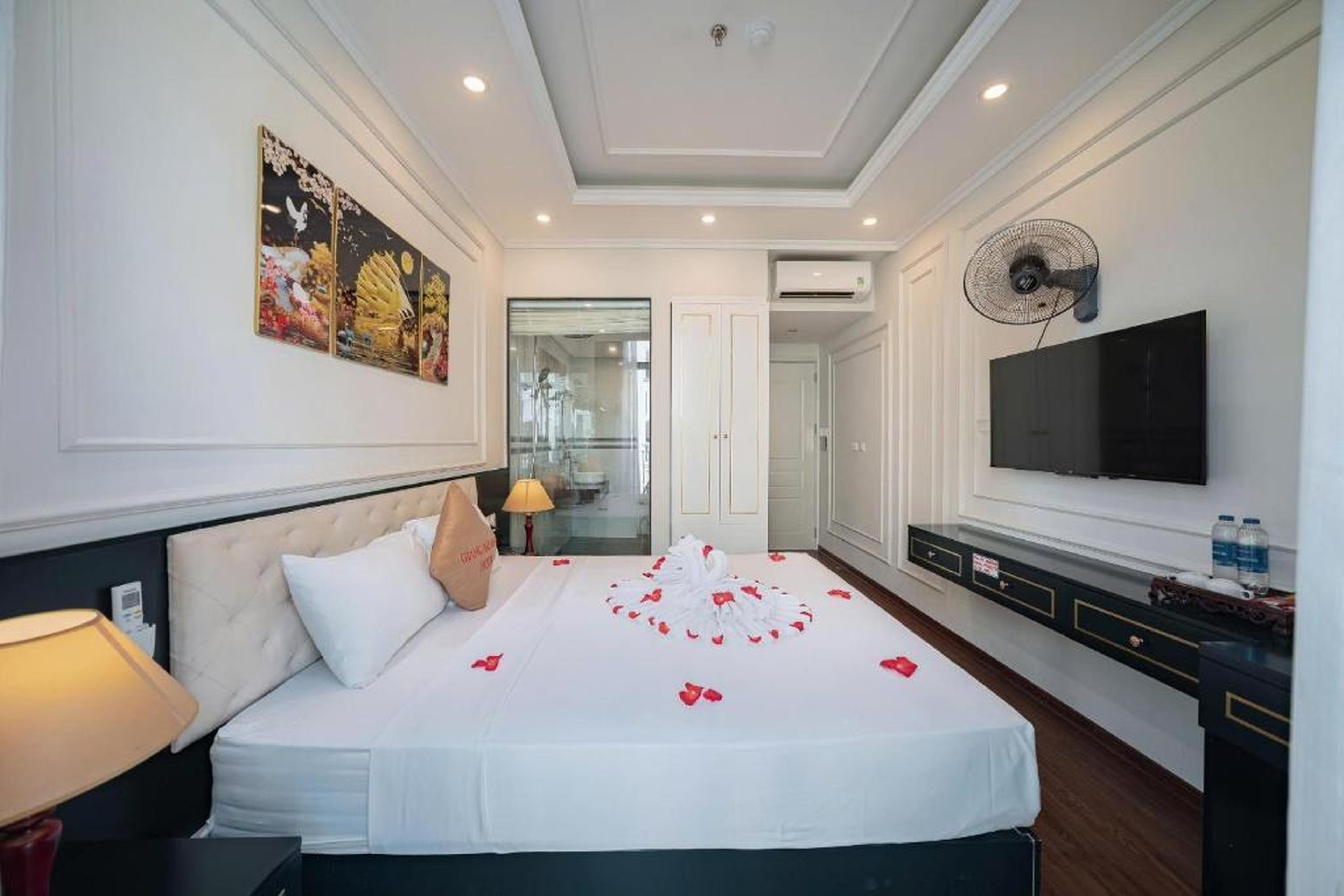 Giang Hải Minh Hạ Long Hotel - Hình 1