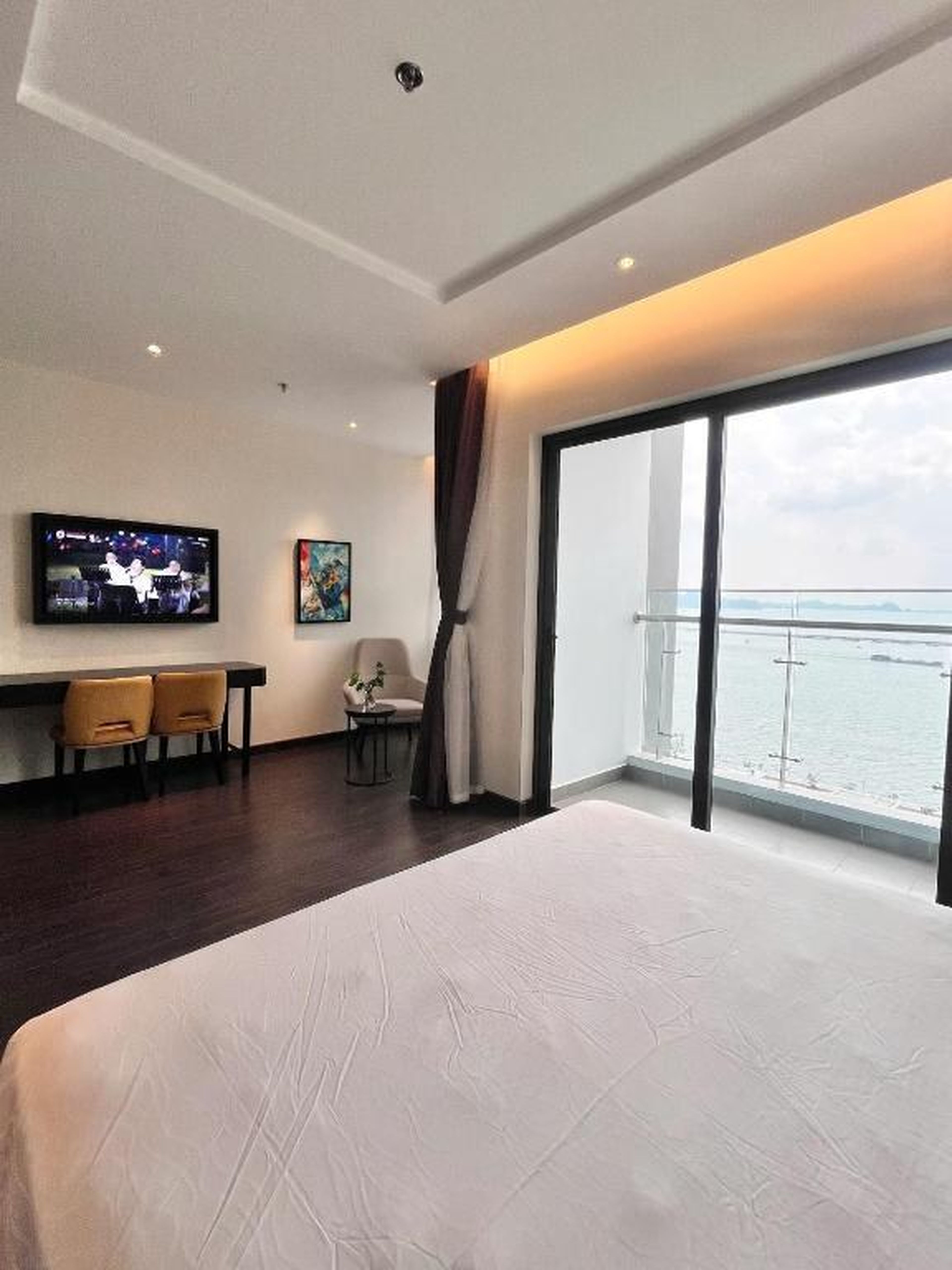 Xinh Homestay Hạ Long - Hình 4